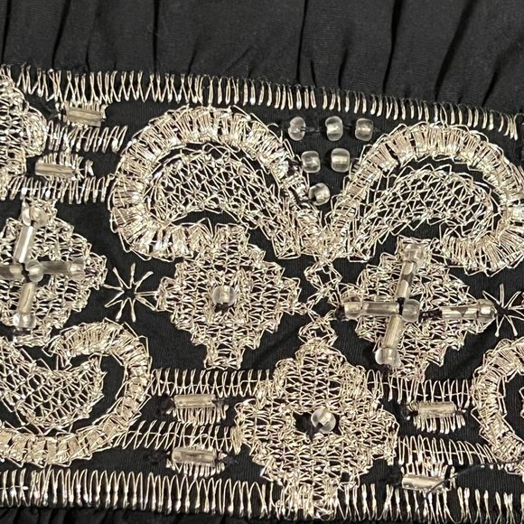 Banana Republic Black Silver Metallic embroidered size 4 - Picture 16 of 16